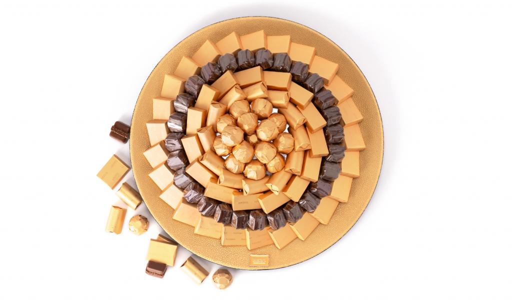 Leathered Plate Gold (Large)