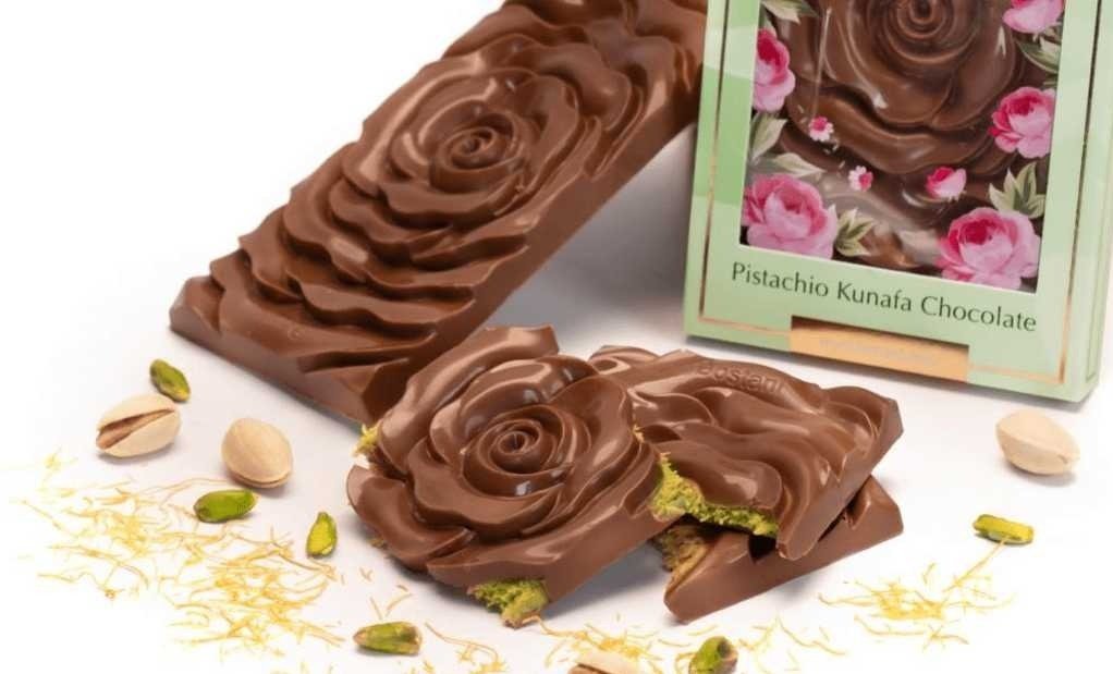 Pistachio Kunafa Chocolate Bar Large - Rose Shape with Roasted Kunafa & Pistachio by Bostani PakistanPistachio Kunafa Chocolate Bar Large - Rose Shape with Roasted Kunafa & Pistachio by Bostani Pakistan