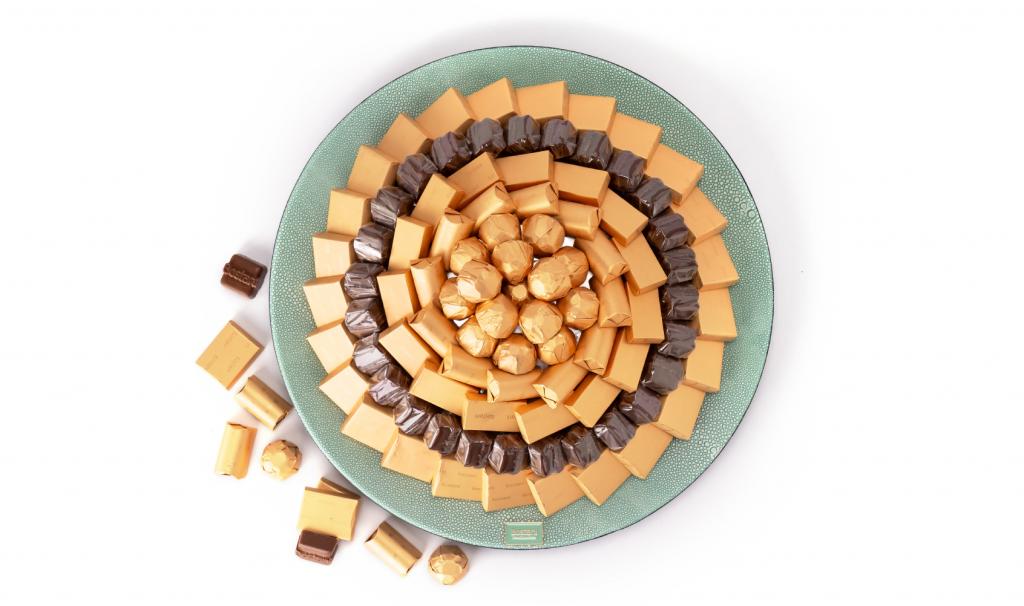 Leathered Plate Tiffany (Large)