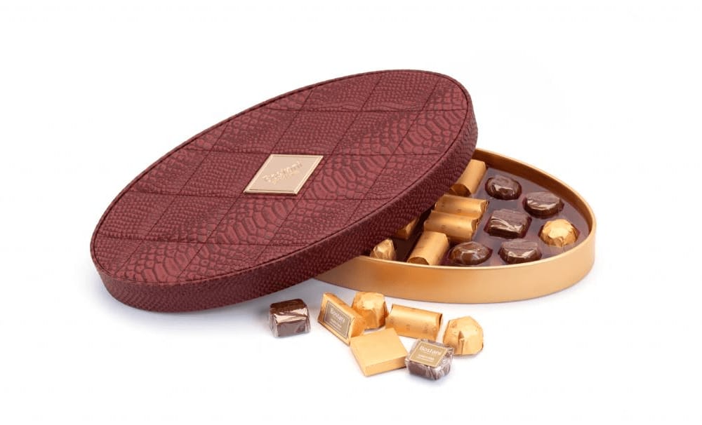 Oval Leather Box (Small)